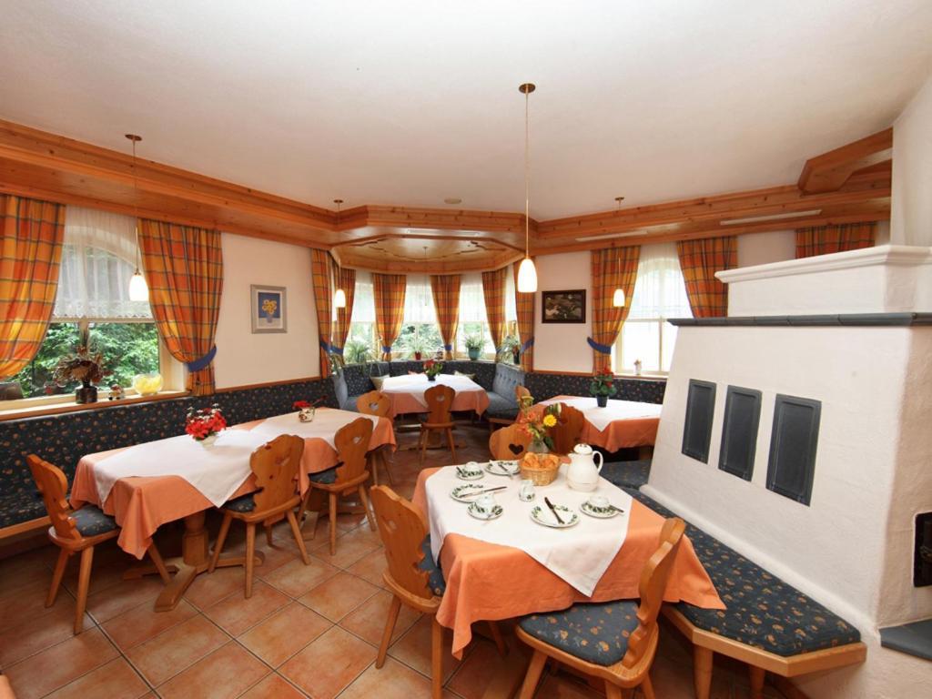Pension Alpenrose Maishofen Exterior foto